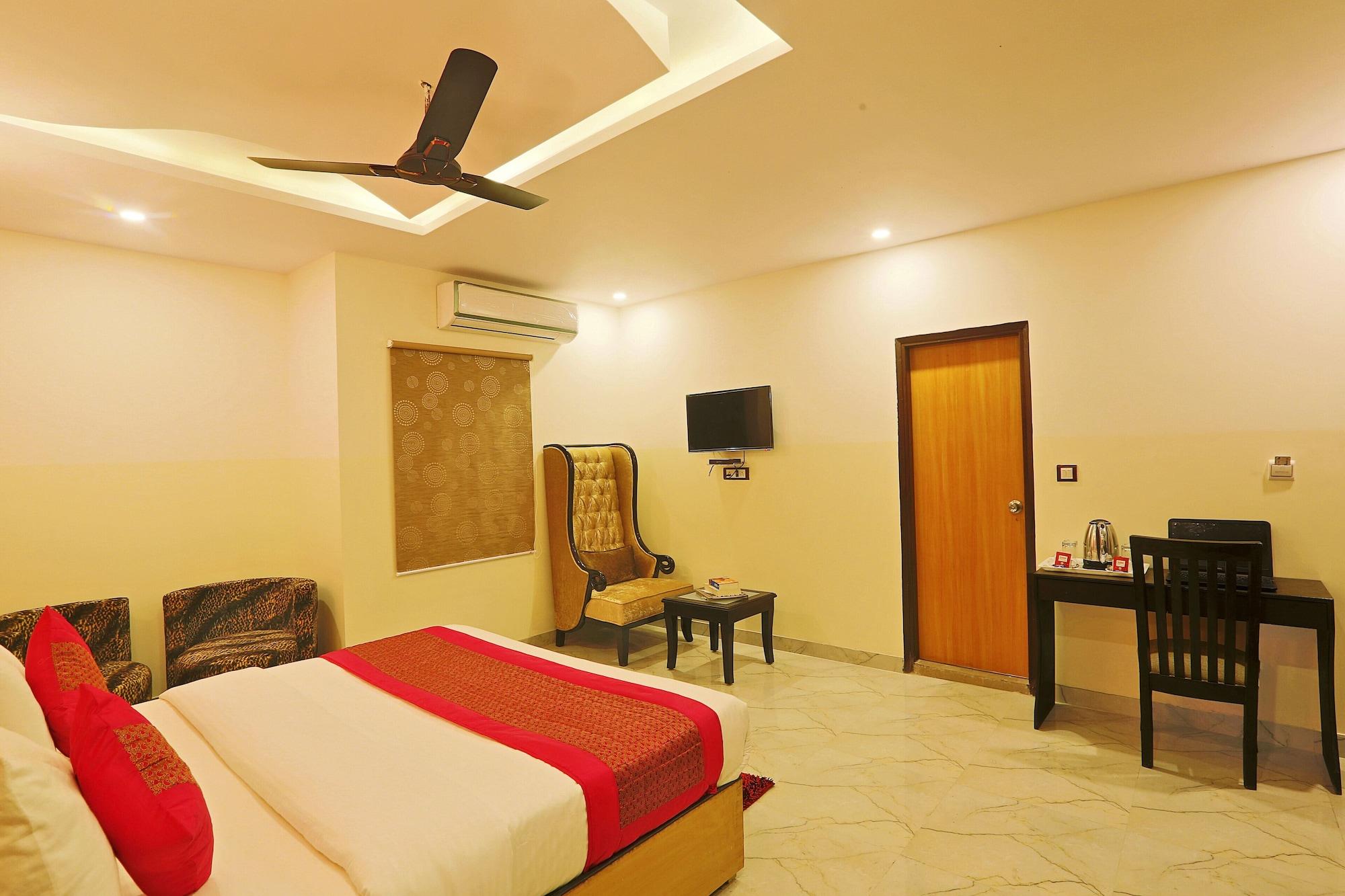 Hotel Airport City New Delhi Exterior photo