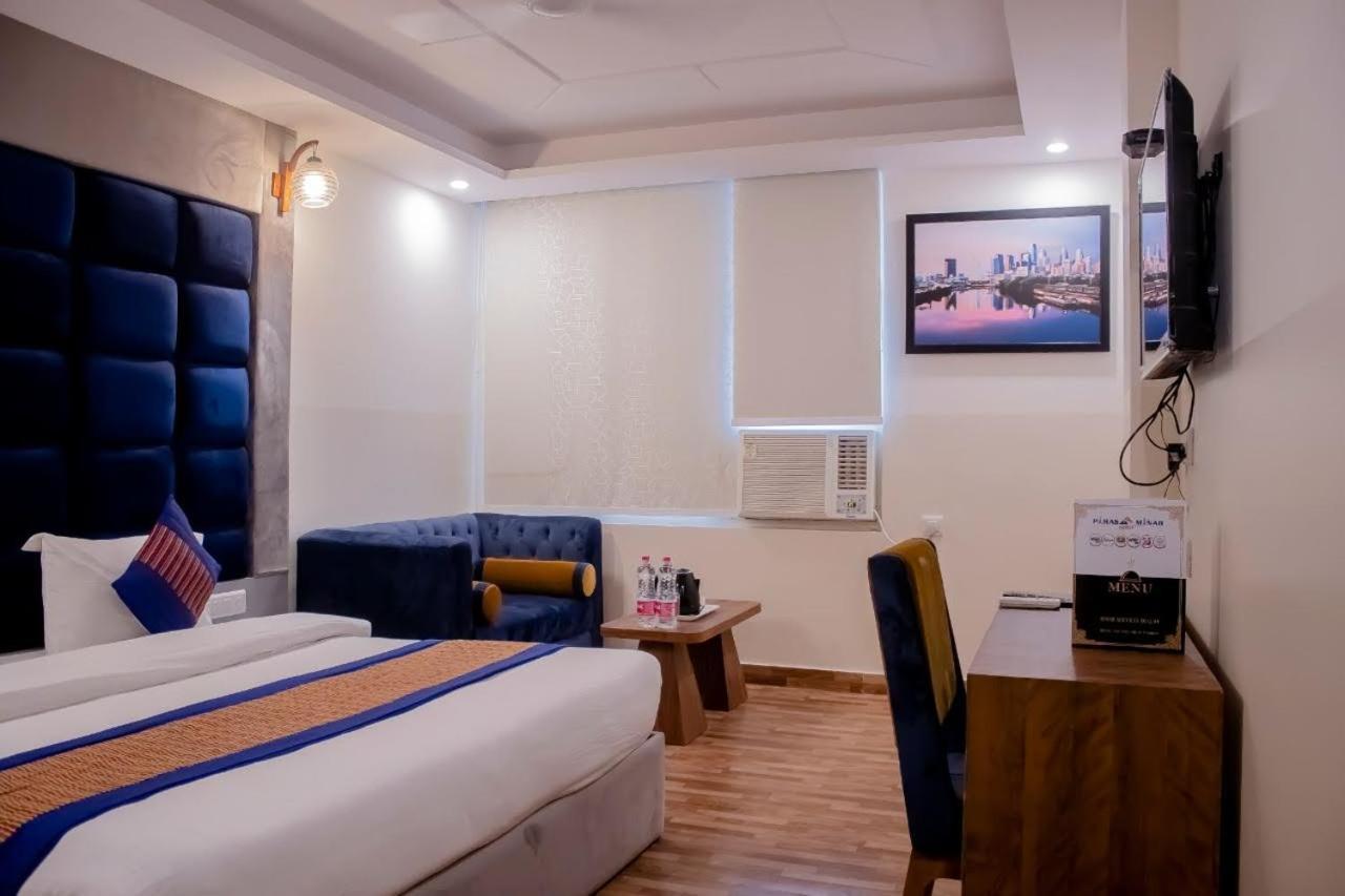 Hotel Airport City New Delhi Exterior photo