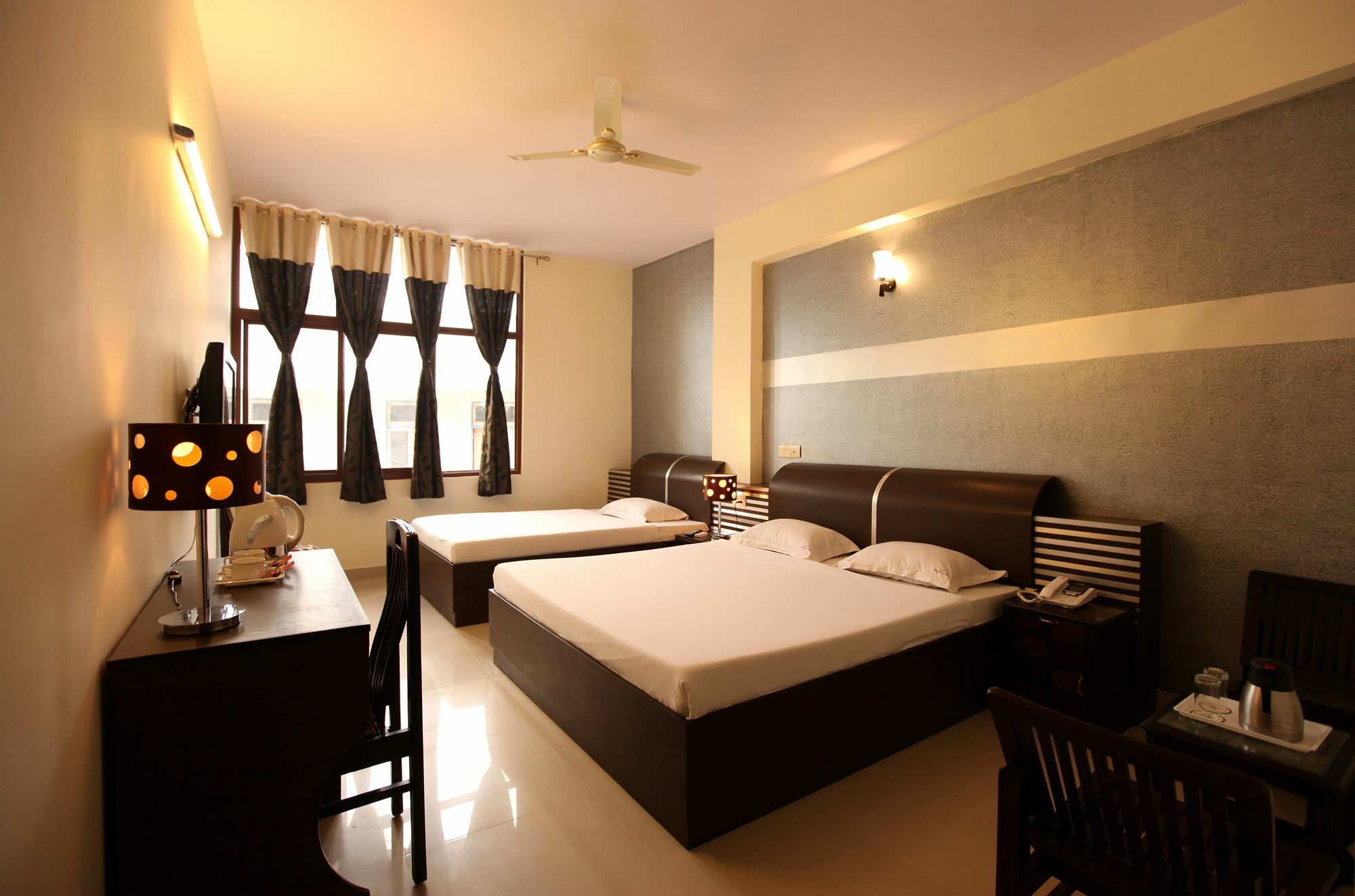 Hotel Airport City New Delhi Exterior photo